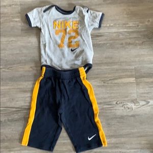 Boy Nike outfit 6-9months